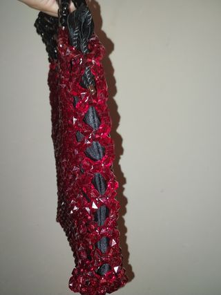 Bolso joya Uterqüe negro y rojo