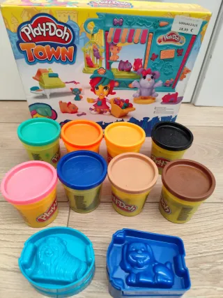 Play-Doh Town Tienda Animales + 8 botes