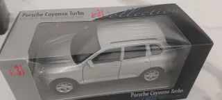 Macchine in scala 1:31 e 1:32