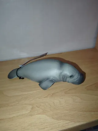 Vaca Marina y Beluga de PVC. Super realistas.