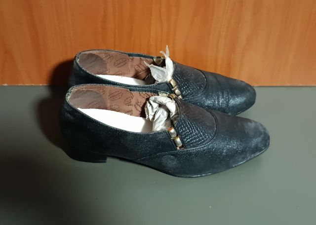 Zapatos negros talla 39 - gratis