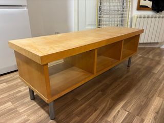 Mueble robusto TV madera