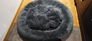 Cama perro 95cm gris oscuro lavable