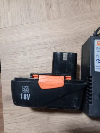Cargador y Batería Dexter 18V