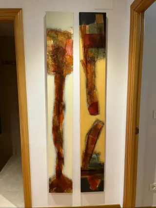 Quadri verticali astratti