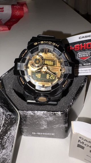 Reloj Casio G-Shock GA-710GB-1AER Dorado
