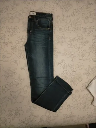 Vaqueros Levi's niña talla 14 mujer 34