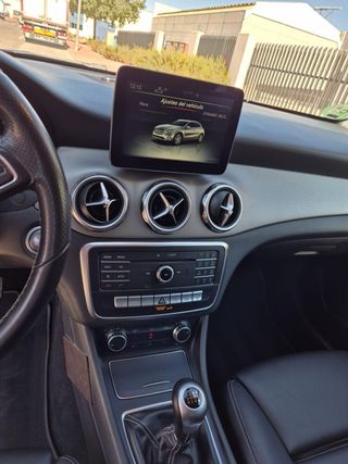 Mercedes-Benz GLA (H247) 2016