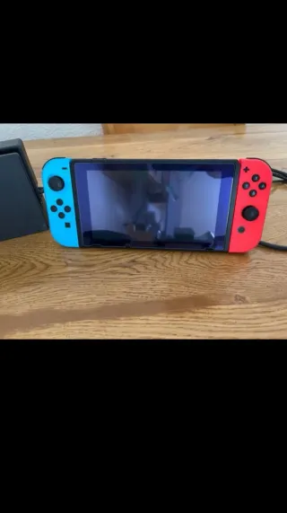 Nintendo Switch Azul y Rojo + Accesorios