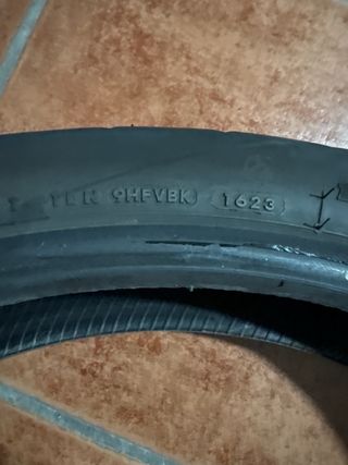 Neumáticos Bridgestone Bantax Adventure.