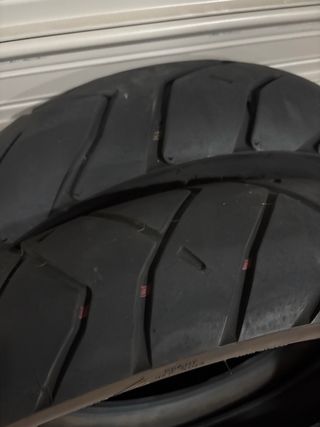 Neumáticos Bridgestone Bantax Adventure.