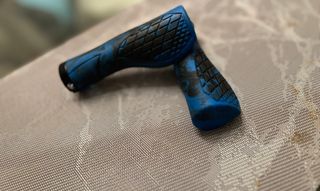 Puños Ergonómicos GripFlow X