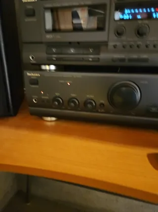 Equipo de música Technics negro