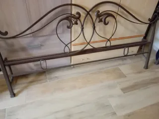 Letto matrimoniale ferro battuto marrone