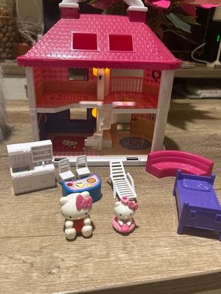 Casa de muñecas Hello Kitty