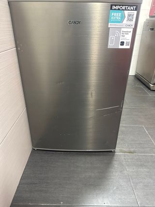 Nevera Candy plateada
