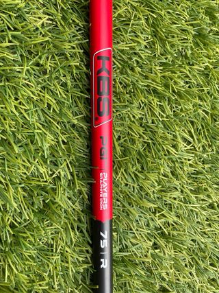 Palo de golf Cobra Snakebite X 48°.