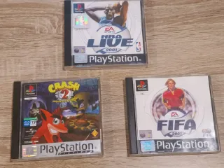 ✨Lote 3 Giochi PS1✨: FIFA, NBA Live, Crash 2