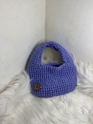 Borsa uncinetto viola fatta a mano