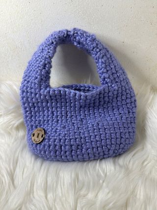 Borsa uncinetto viola fatta a mano