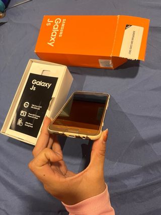 Samsung Galaxy J5 Dorado Nuevo