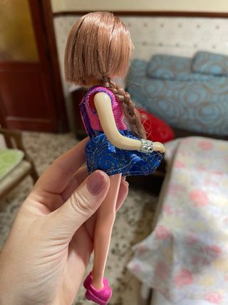 Vecchia bambola Chabel rossa