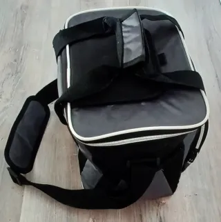 Bolsa térmica gris con asas