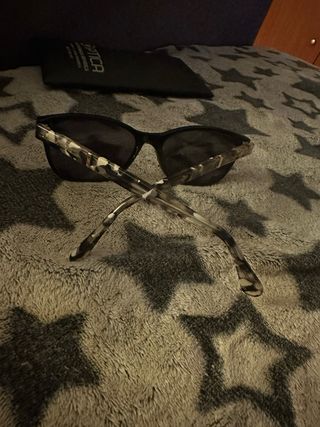 Se regalan gafas de sol graduadas