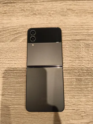 Samsung Galaxy Z Flip 4 128GB Nero