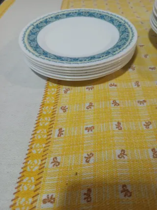 Vajilla Arcopal Azul y Blanca