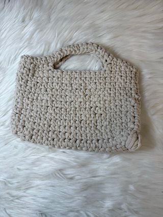 Borsa uncinetto beige fatta a mano