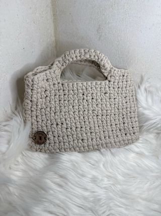 Borsa uncinetto beige fatta a mano