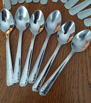 Set di 18 posate da dessert, nuove