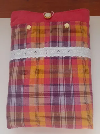 Funda de libro con bolsillo