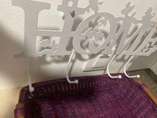 Percha y Cesta Decorativa HOME
