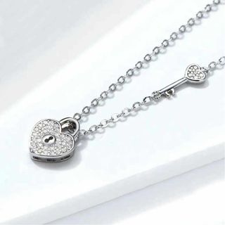 Collar Plata Corazón y Llave