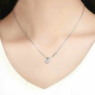 Collar Plata Corazón y Llave