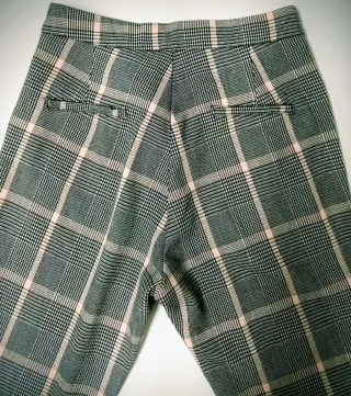 Pantalón leggins cuadros gris y rosa