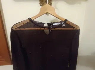 Suéter fiesta transparencia berenjena