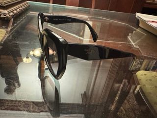 Gafas de sol Prada Negras