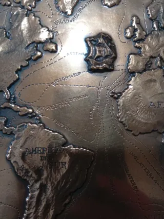 Quadro Vintage Mondo in Metallo e Legno