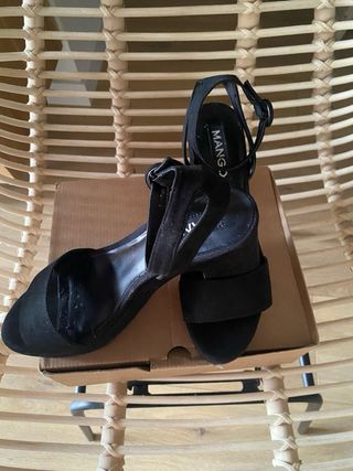 Sandalias negras plataforma de ante, Mango