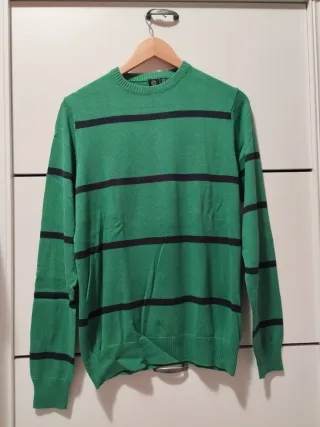 Maglione verde a righe da uomo