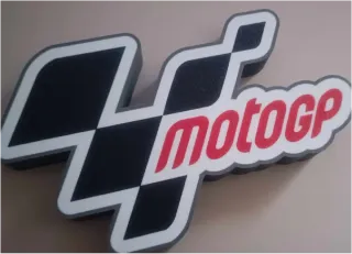 Se hacen Logos en impresión 3d.