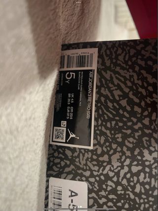 Air Jordan 3 Talla 37.5 Rojo Blanco