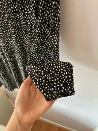 Vestido Stradivarius lunares