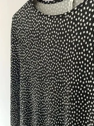 Vestido Stradivarius lunares