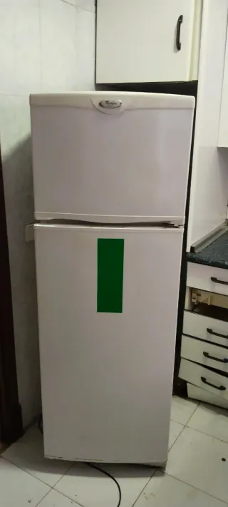 Nevera blanca Whirlpool