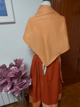 Traje de casera adulto naranja y blanco