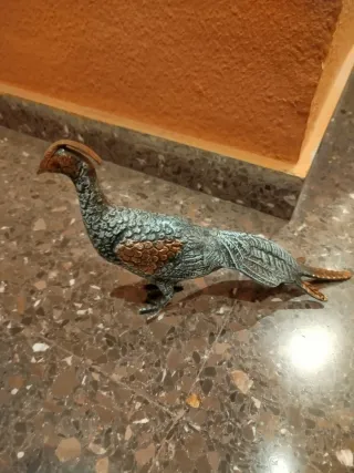 Pavo real bronce y yeso decorativo